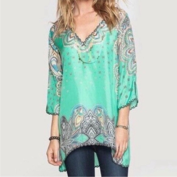 JOHNNY WAS 100% Silk Vibrant Green Floral Print Tunic Blouse Boho Style Medium - Picture 2 of 7